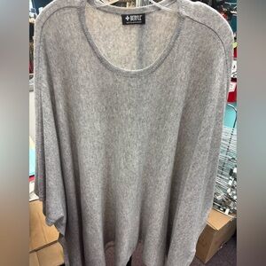 +Beryll Cashmere poncho